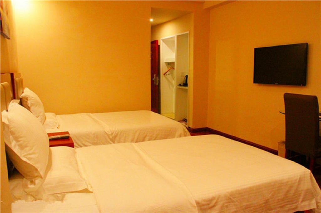 Greentree Inn Sanya He Ping Street Hotel Eksteriør bilde