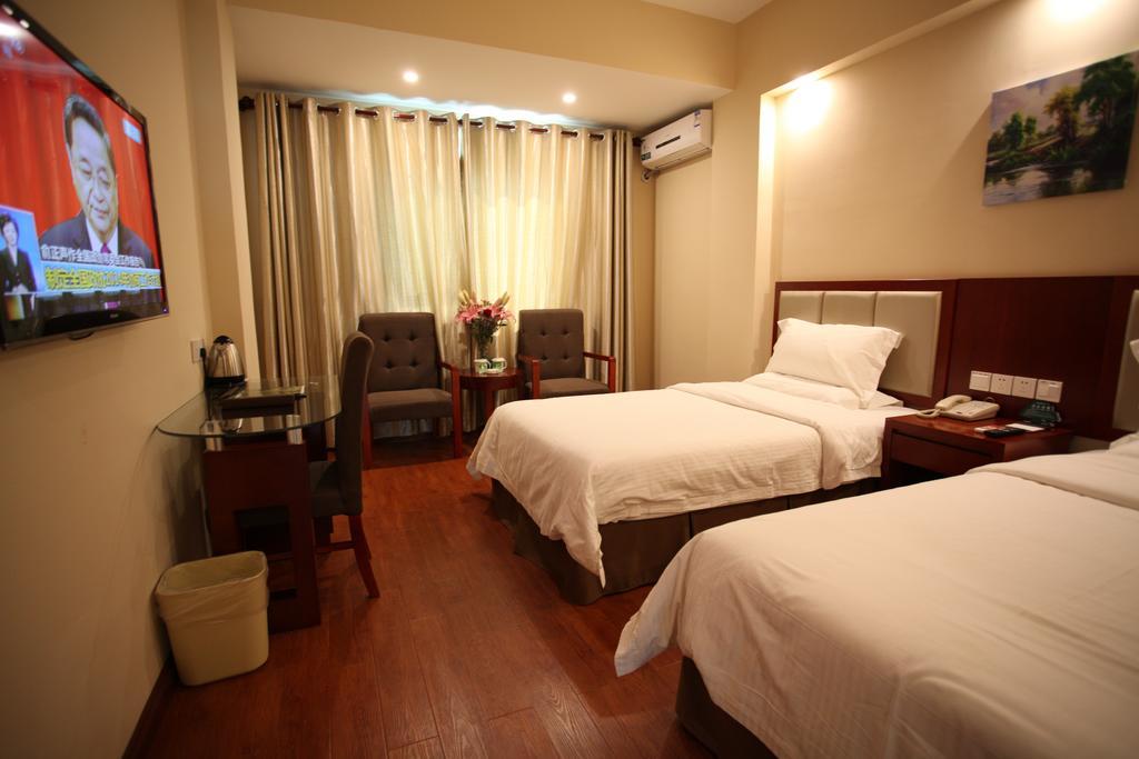 Greentree Inn Sanya He Ping Street Hotel Rom bilde